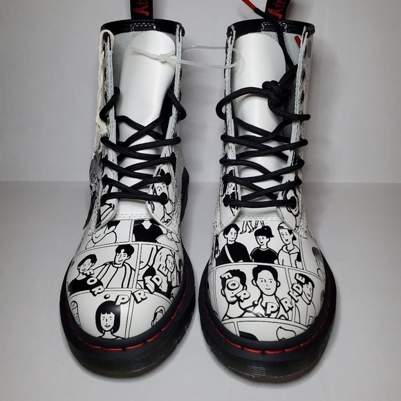 DR. MARTENS 1460 For Pride Fuyuki Kanai Leather Lace Up Boots Unisex Sz W5/M4 - Picture 1 of 8